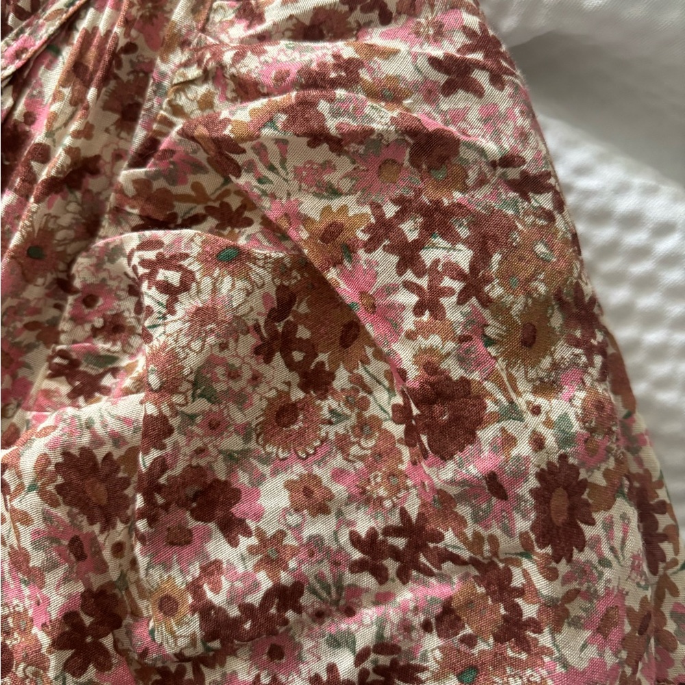 Trovata Floral Flutter Sleeve Midi Dress - Picture 13 of 14